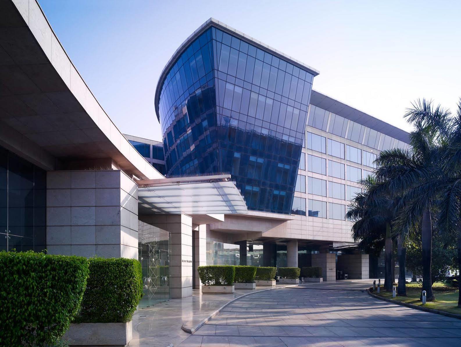 Hotel Hyatt Regency Mumbai International Airport Exterior foto The Westin Dubai